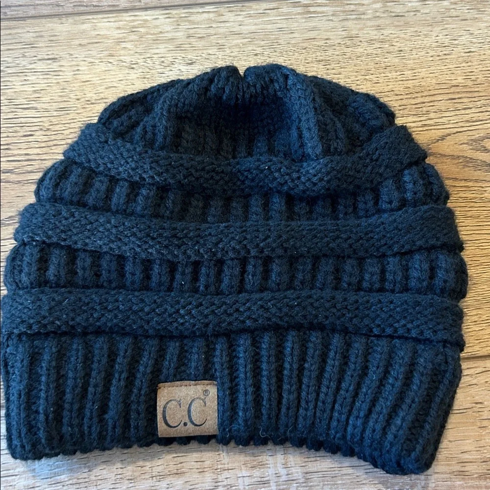 NWOT Lot of‎ 2 C.C Knit Beanies / Hat Black/ Tan One Size